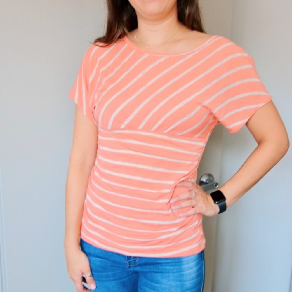 ☀️5/$25☀️IZ Byer | Coral Striped Top